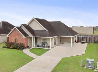 175 Cane Break Dr, Thibodaux, LA 70301