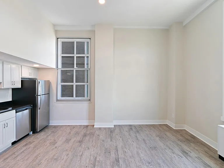 Fyfe Apartments — Photo 10