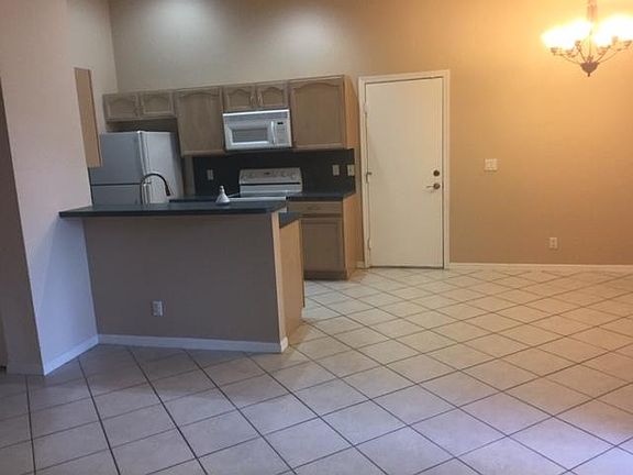 5th image of 1201 Fosters Mill Ln