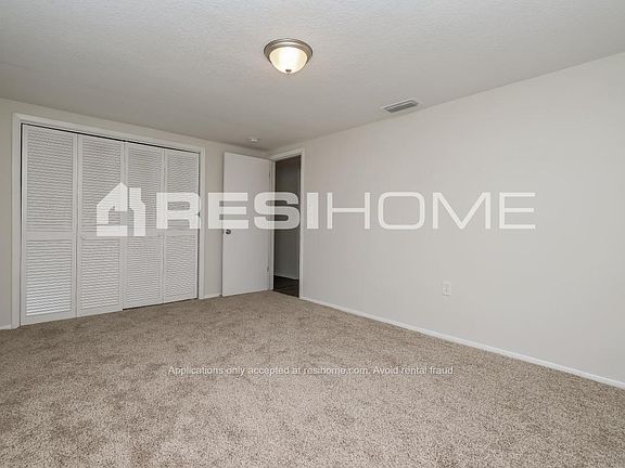 3rd image of 3322 Bluebird Dr