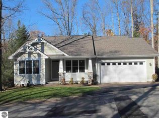 6335 Cedarmere, Traverse City, MI 49686