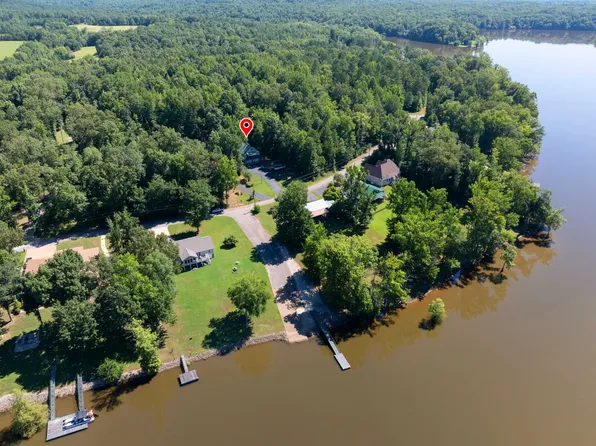 292 Featherfoot Parkway Loop, Parsons, TN 38363
