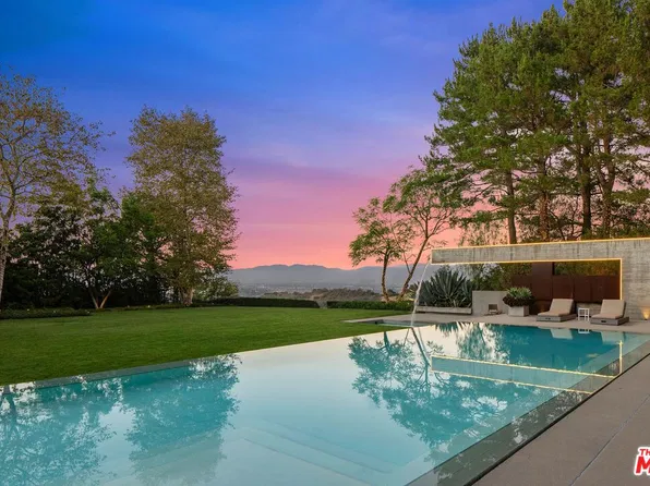 3350 N Stoneridge Ln, Los Angeles, CA 90077