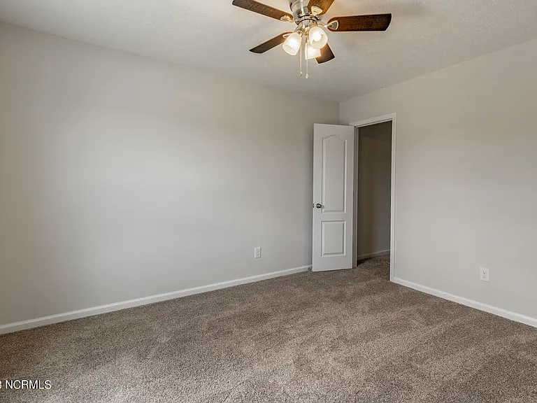 3118 Bettye Gresham Ln — Photo 25