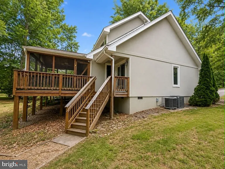 970 Lake Heritage Dr — Photo 22