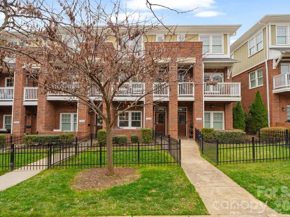 1214 Macomb Pl, Charlotte, NC 28202