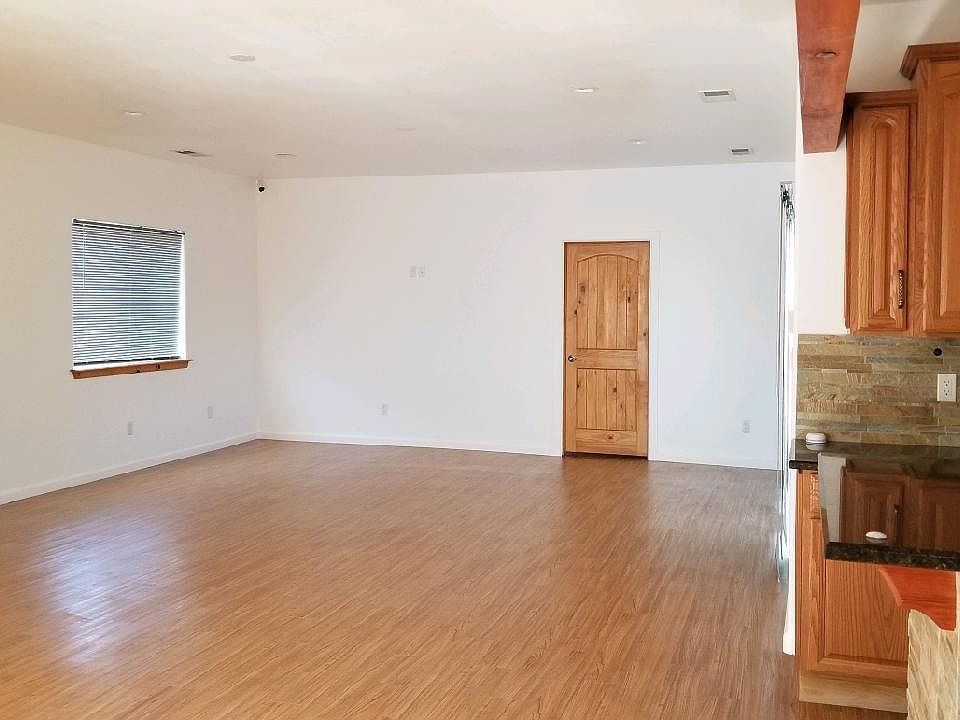 Living room addition