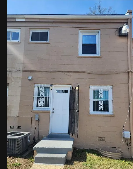 2427 Iverson St #2427 — Photo 12