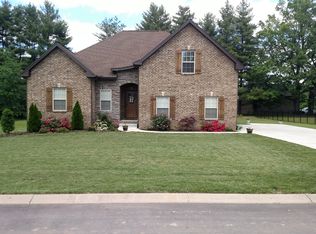 2005 Maggie Ct, Greenbrier, TN 37073