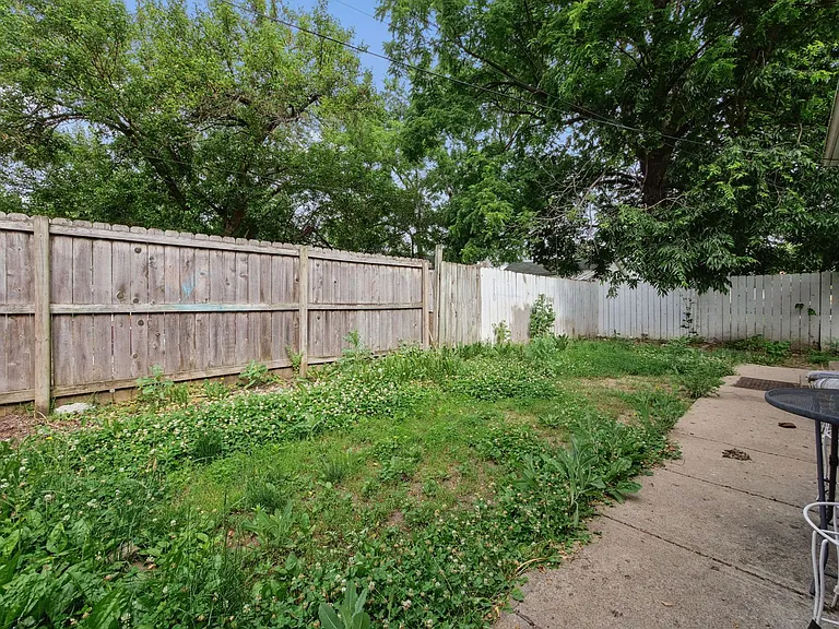 15-17 John St — Photo 18