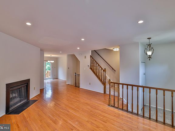 2nd image of 10418 Nolan Dr