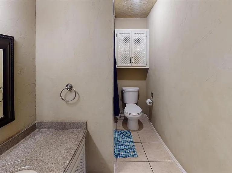 2408 W Boston St — Photo 7