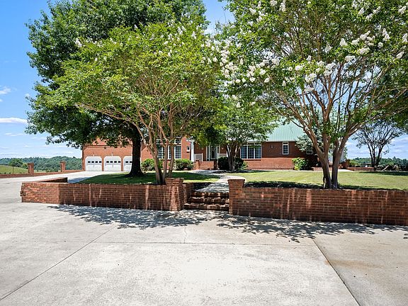 5th image of 499 Mount Herman Rd