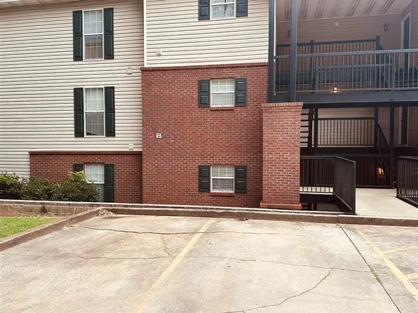Oakwood Condos, 618 8th Ave APT F, Opelika, AL 36801