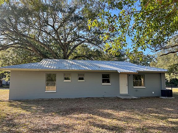 2nd image of 3839 NE 210 Court