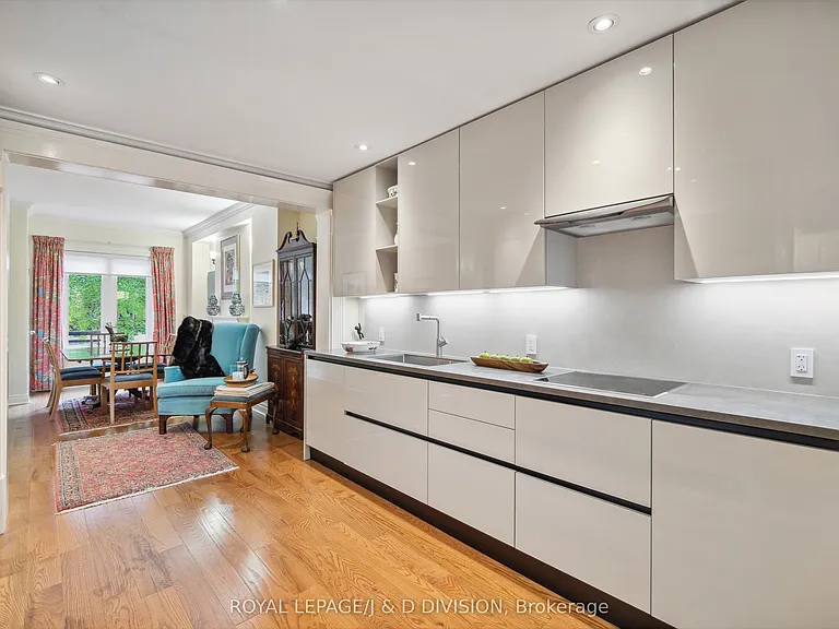 88 Asquith Ave — Photo 7
