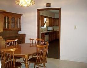 4th image of 428 21st St W