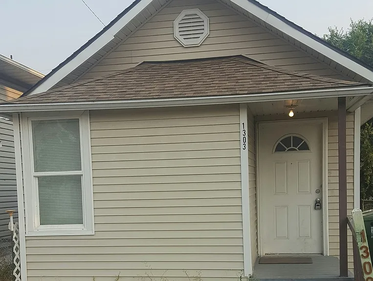 1303 E Broad Ave — Photo 1