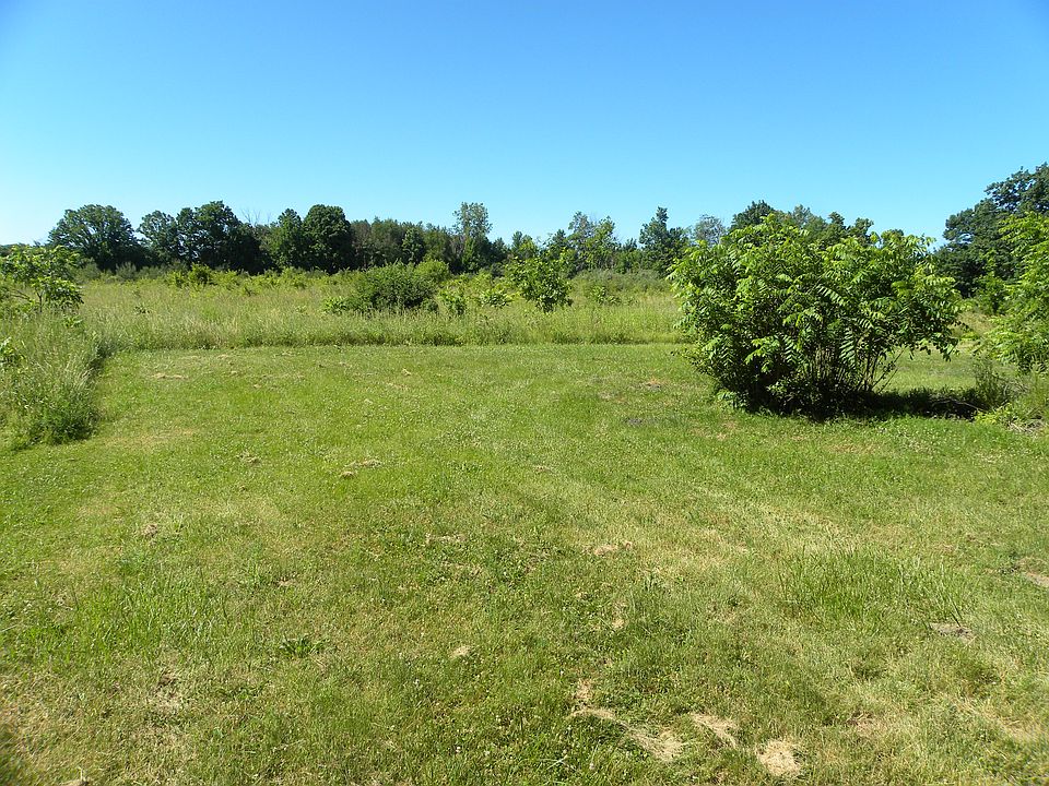 2nd image of 4166 Manor Dr
