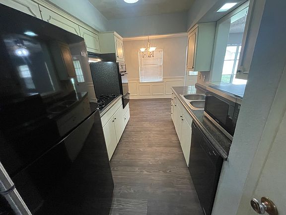 5th image of 108 Brookwood Dr