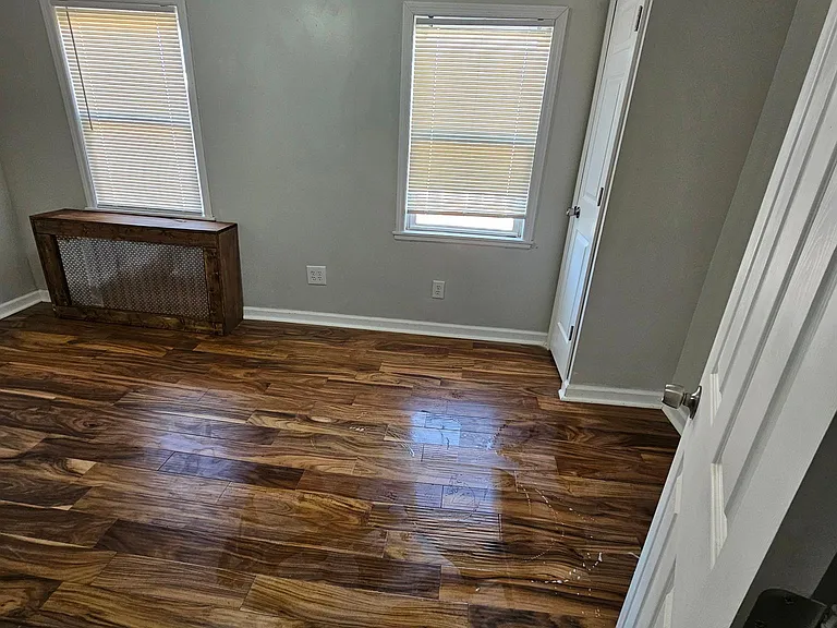 2702 Pratt St — Photo 28