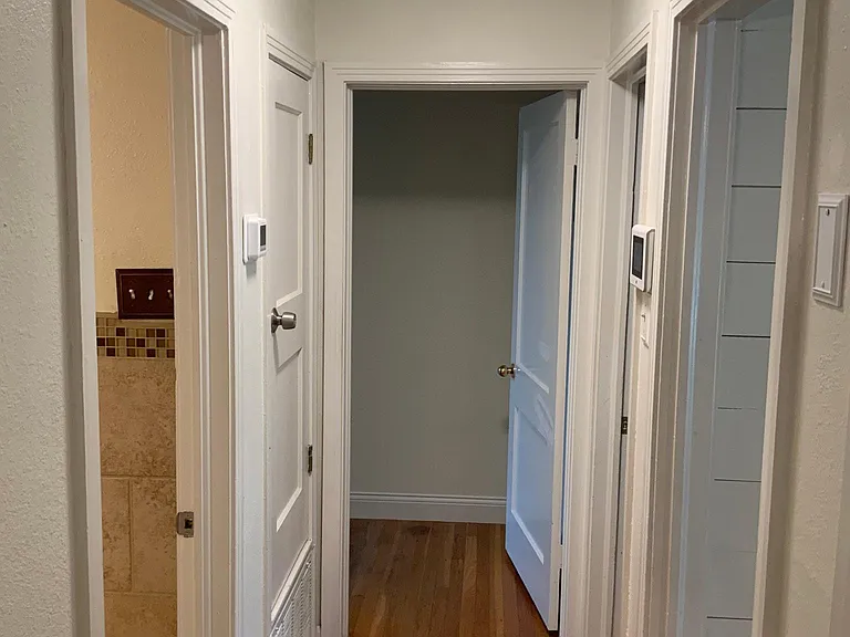 431 Irvington Dr — Photo 20