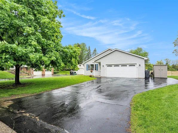 471 Burrwood Ave, Portage, MI 49002