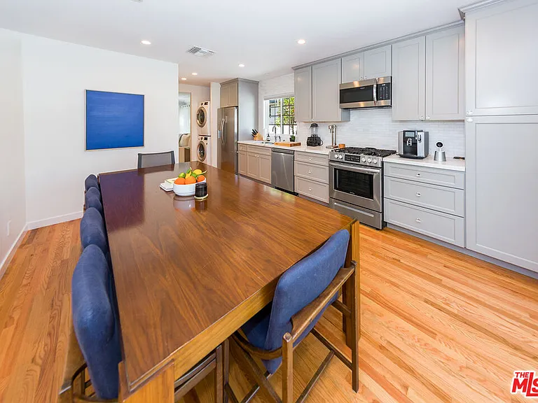 4182 Jackson Ave — Photo 8
