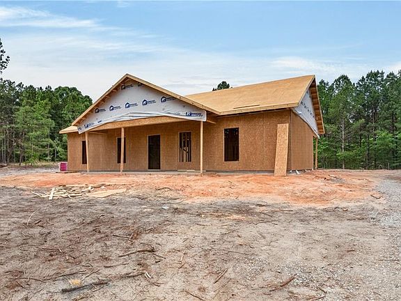 3rd image of 334 Oak Ridge Rd