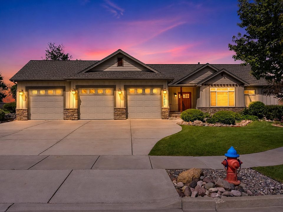 1st image of 2623 Muirfield Ct