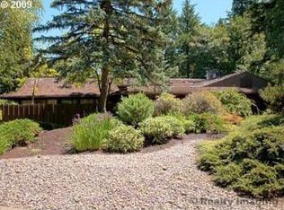 4920 SW Humphrey Park Crst, Portland, OR 97221