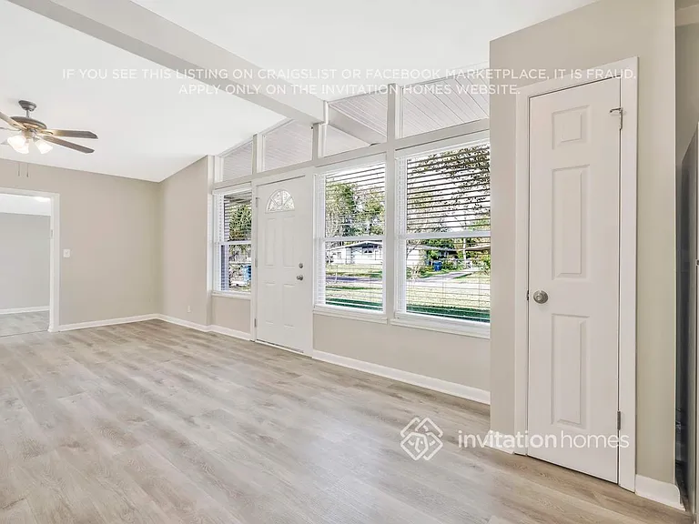 7444 Sandhurst Rd S — Photo 4