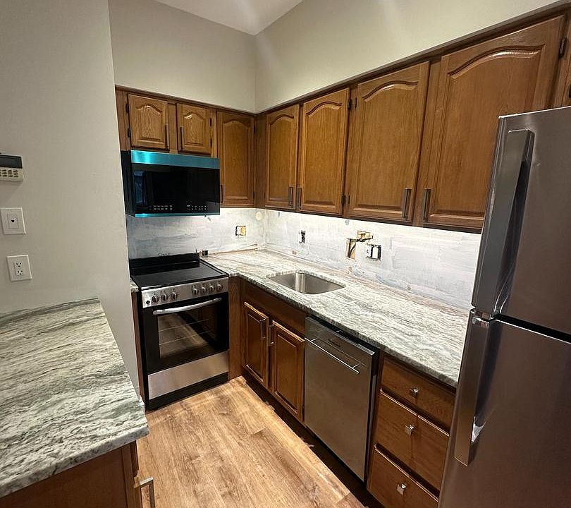 1st image of 1306 W 13th St APT 1