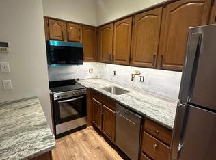 1306 W 13th St APT 1, Wilmington, DE 19806