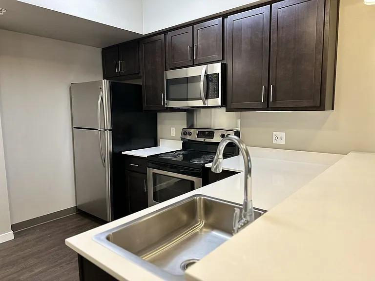 LaScala Apartments — Photo 16