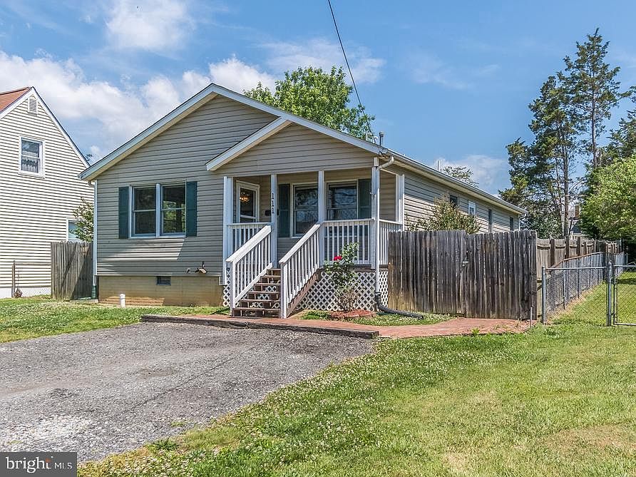 1st image of 111 Stratford Ave