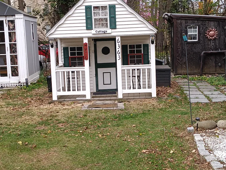6363 Overbrook Ave #C — Photo 25
