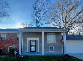 3029 Egan Dr, Memphis, TN 38115