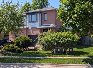 413 Levanna Ln, Oakville, ON L6H 6B8