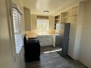 4531 N Caminito De La Puerta UNIT 15, Tucson, AZ 85718