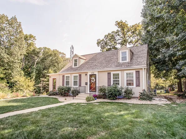 642 Roosevelt Dr, Edwardsville, IL 62025