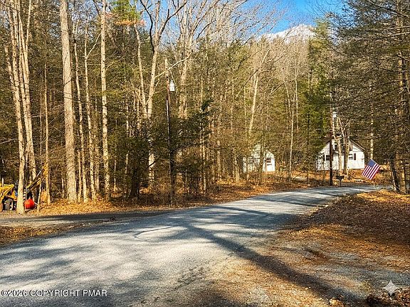 2nd image of 156 Merry Hill Rd