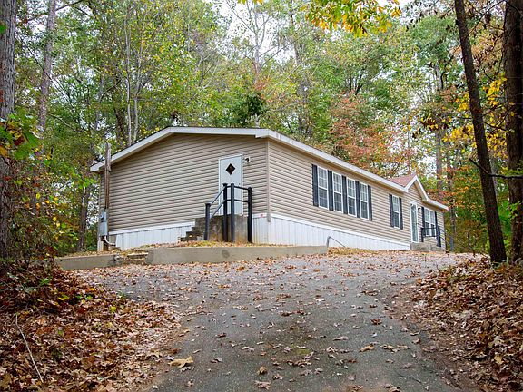 3rd image of 4610 Oak Meadow Dr