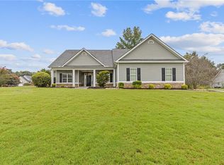 1162 Mason Lee Pl, Loganville, GA 30052