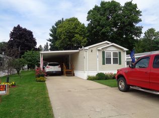 205 Apple Vly, Lagrange, IN 46761