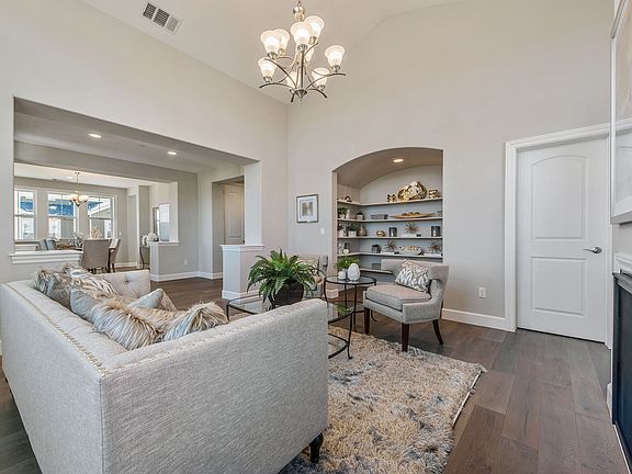5th image of 124 Loch Lomond Dr #Kvyev9