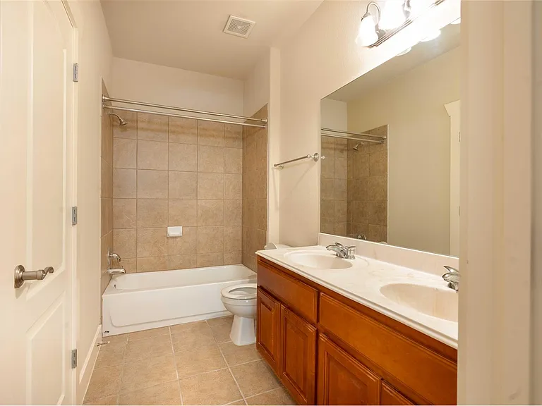 210 Rivulet Ln — Photo 22