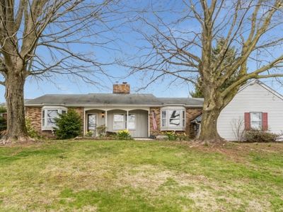 214 Mountain View Road West, Asbury, NJ, 08802