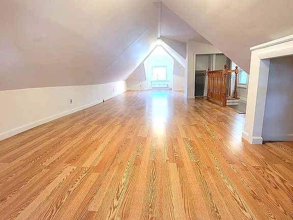 2nd image of 3658 Waldo Ave #3