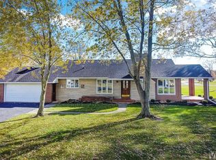 2647 Elmview Dr, Lima, OH 45806